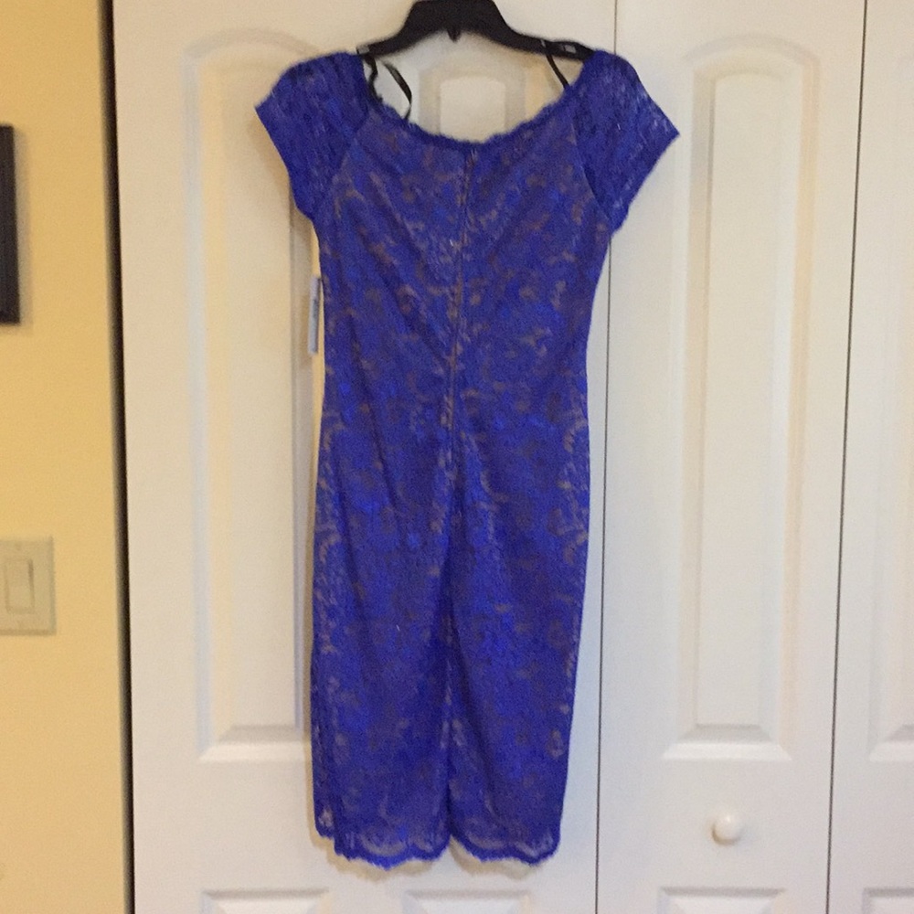 Dress - Picture 2 of 4